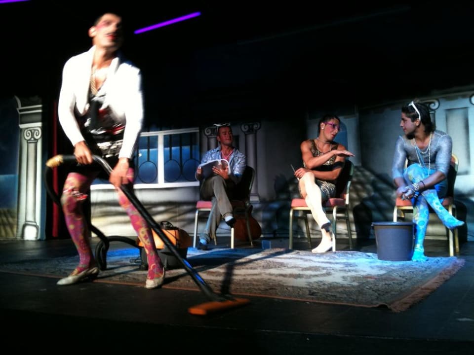 Showabend mit dem Animationsteam Hane Family Resort