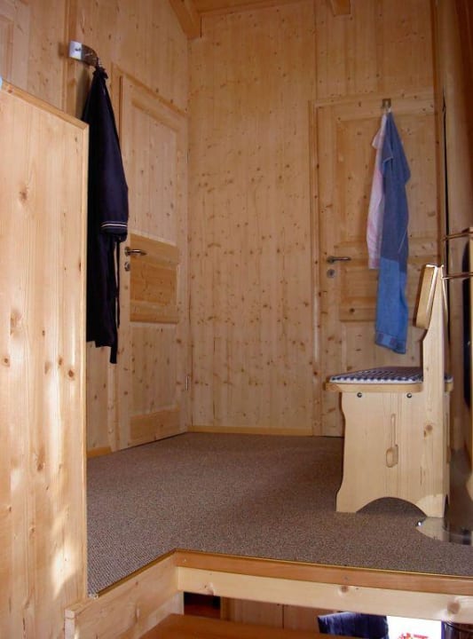 Oberer Flur Alpendorf Dachstein West by ALPS RESORTS