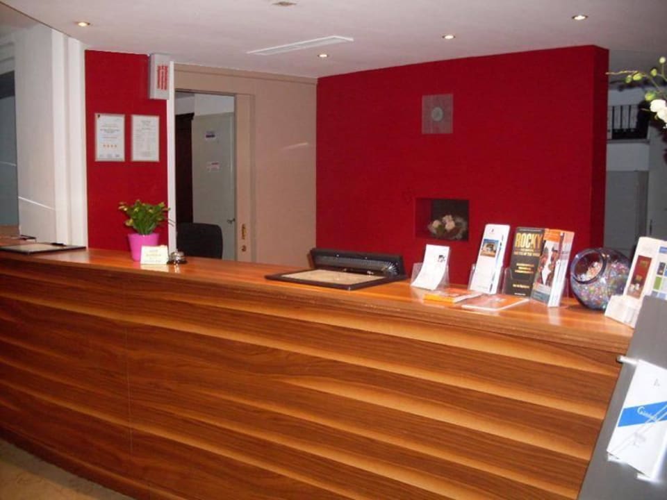 Rezeption Garner Hotel Stuttgart City Center