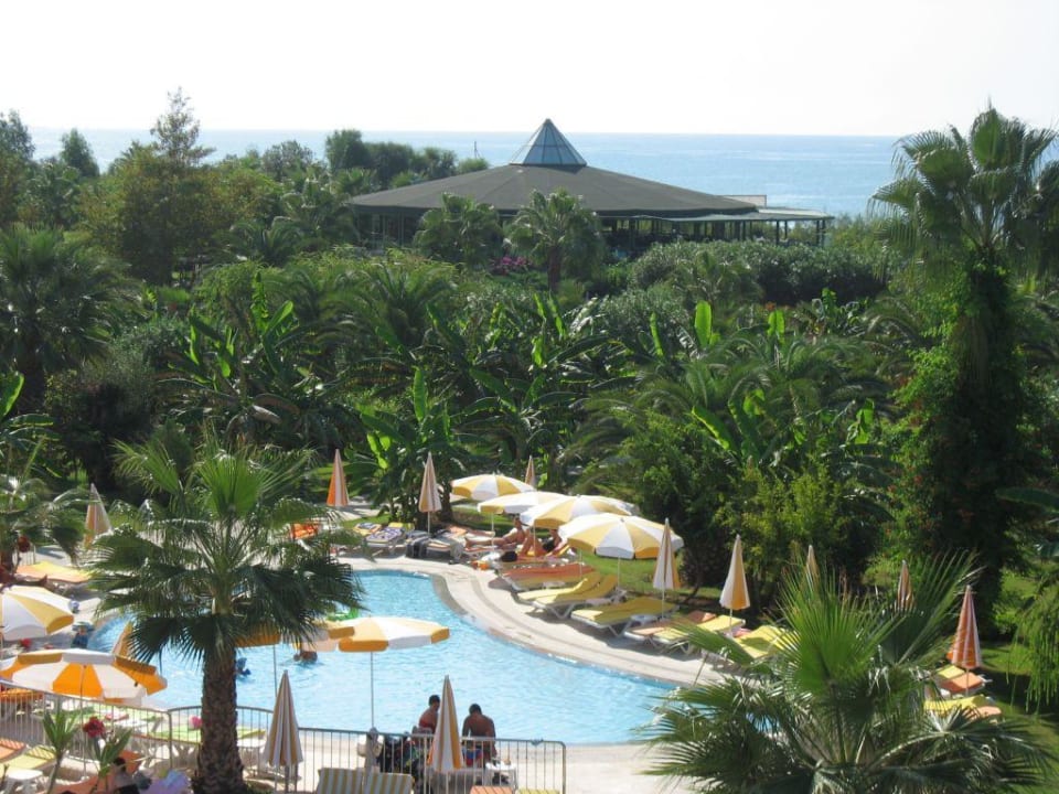 Kinderpool VONRESORT Golden Coast