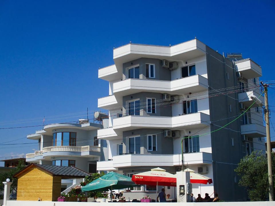 Außenansicht Hotel Sunshine