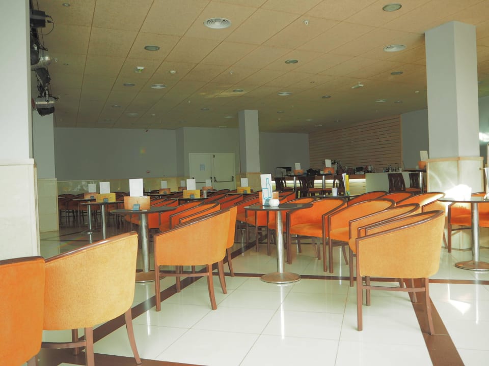 Theater Barceló Corralejo Sands