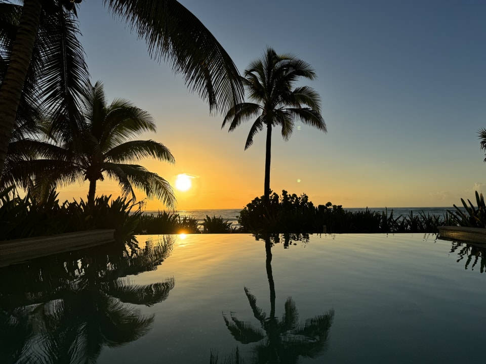 Pool Akumal Bay Beach & Wellness Resort