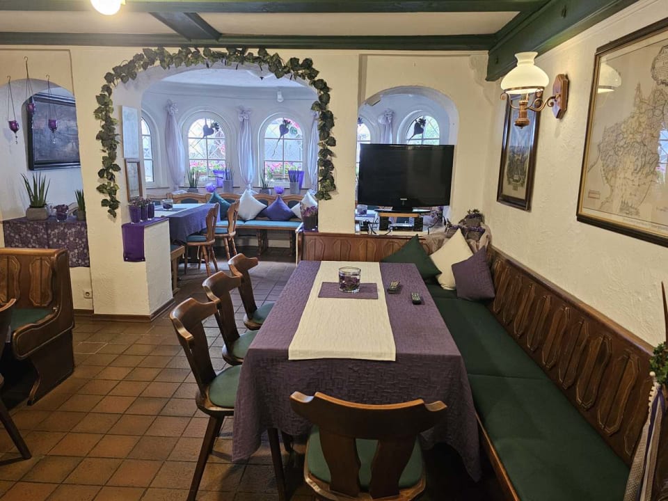 Gastro Pension Burger - Bed & Breakfast