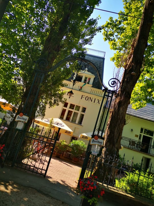 Außenansicht Hotel Fönix
