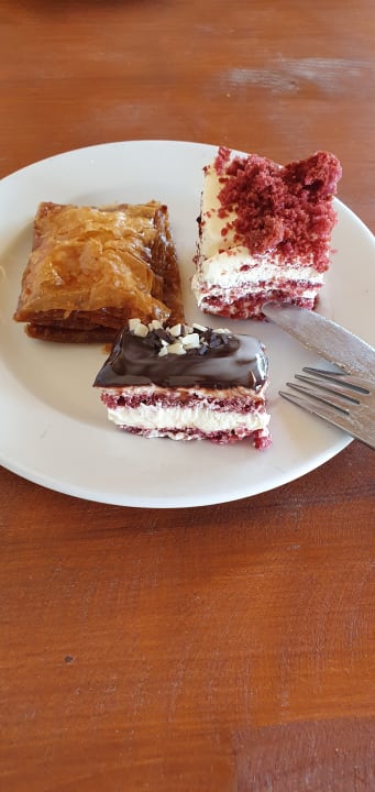 Gastro Anissa Beach & Village