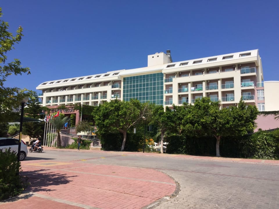 Zimmer Telatiye Resort