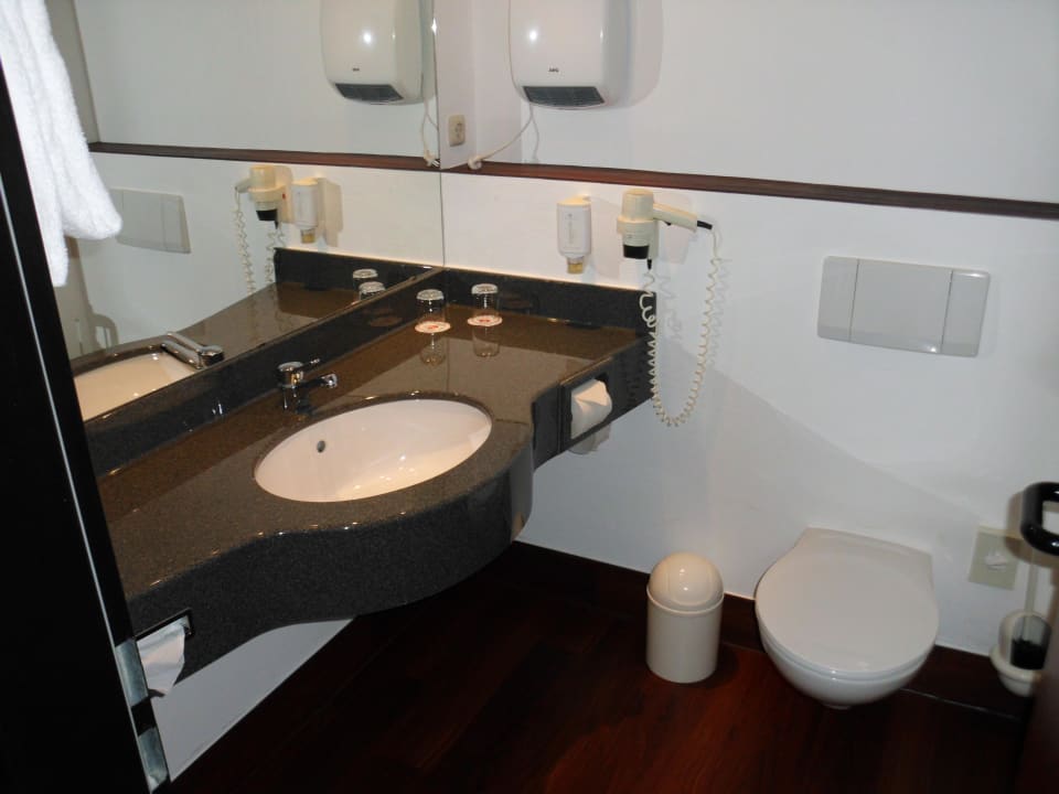 Bad H+ Hotel Hannover