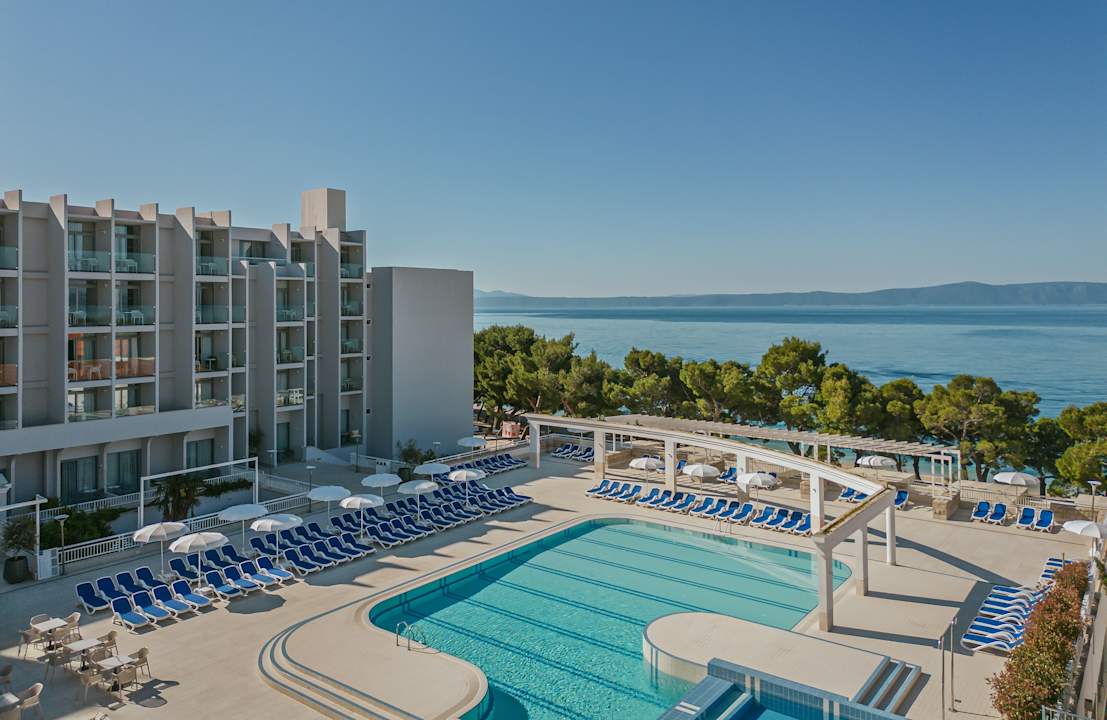 Pool Bluesun Hotel Alga