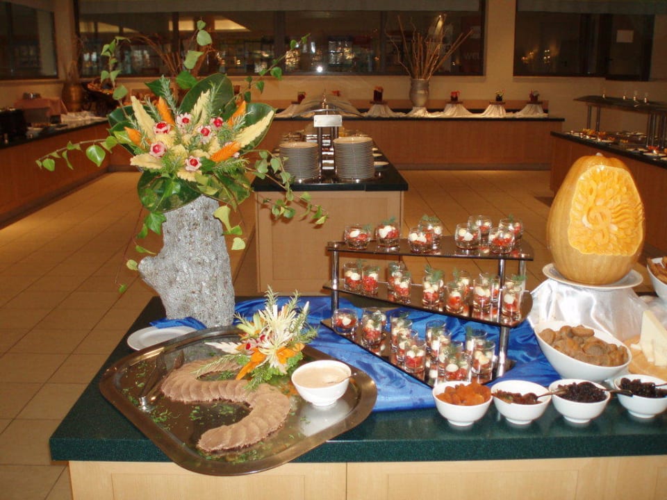 Chef`s Kunstwerke aus Speisen Porto Bello Royal