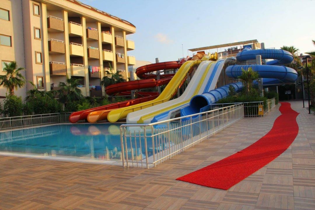 Pool Hane Family Resort