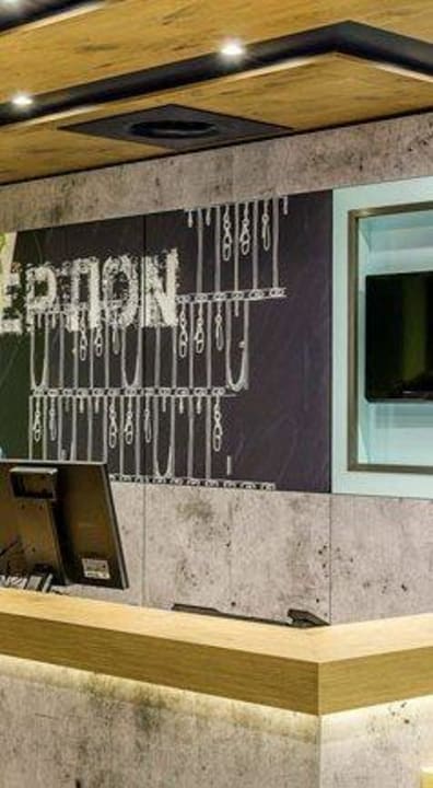 Ресепшен  ibis budget Hotel Dortmund West