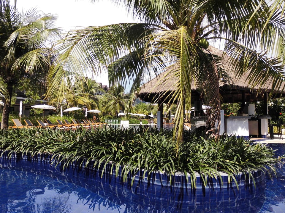 Poolbar bis 22.00 Uhr geöffnet Sunprime Kamala Beach