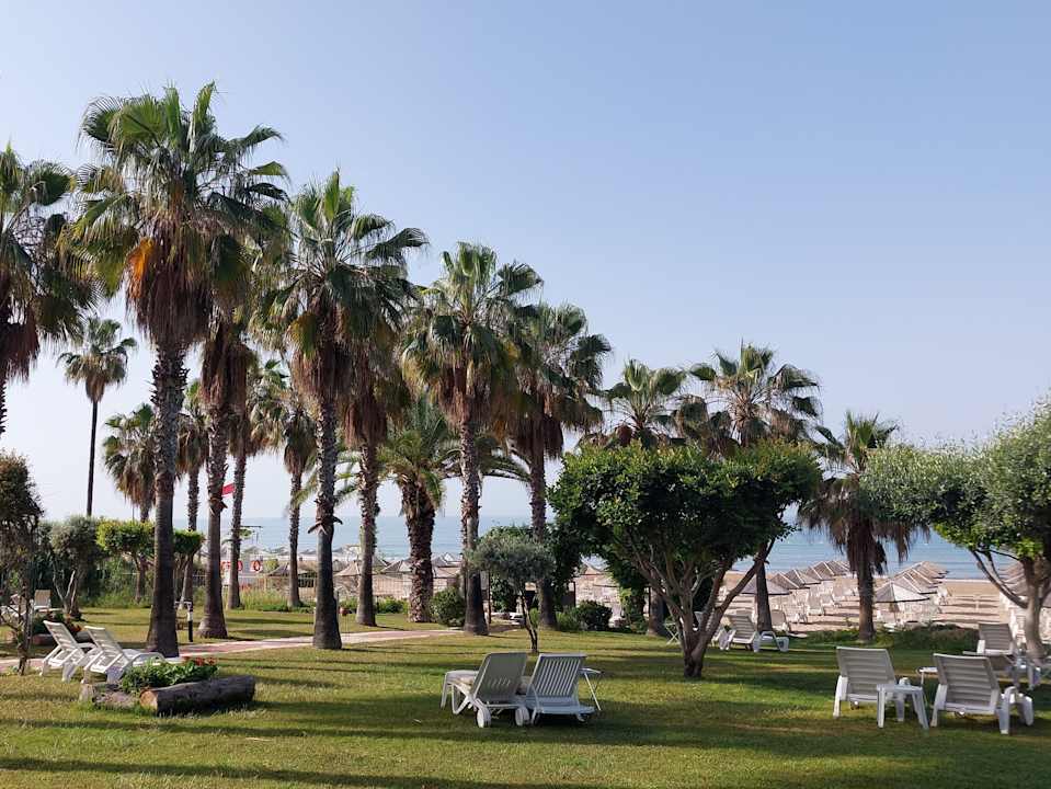 Strand Hotel Defne Garden