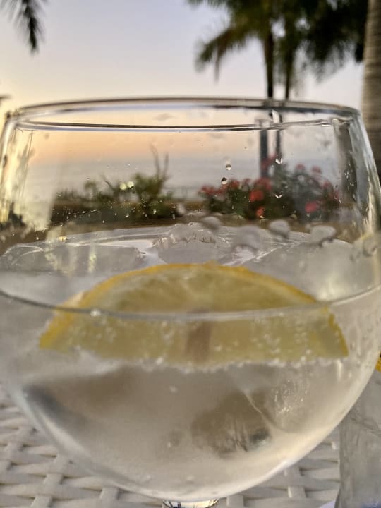 Gastro Tigaiga Suites