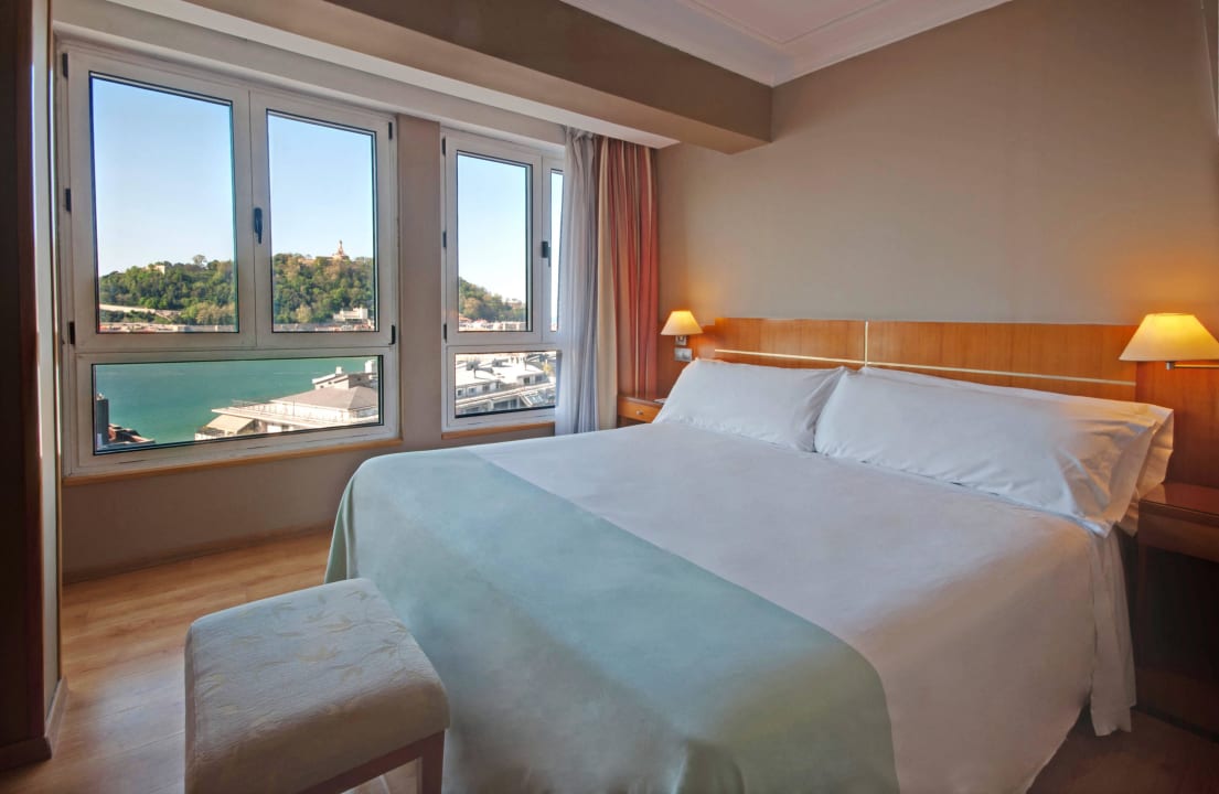 Premium Room TRYP San Sebastián Orly Hotel