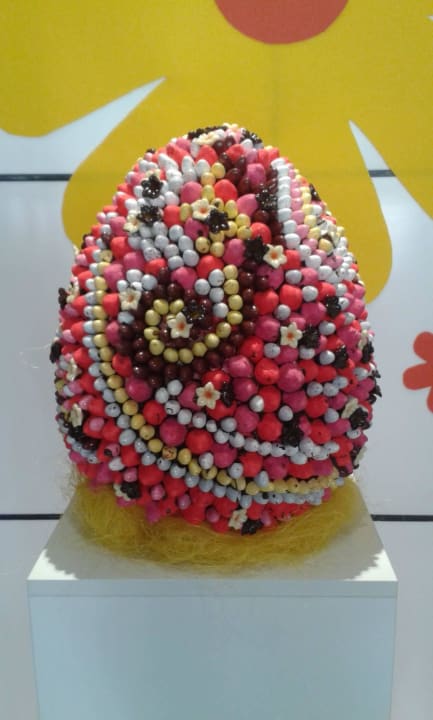 Osterdeko in der Lobby Gran Canaria Princess