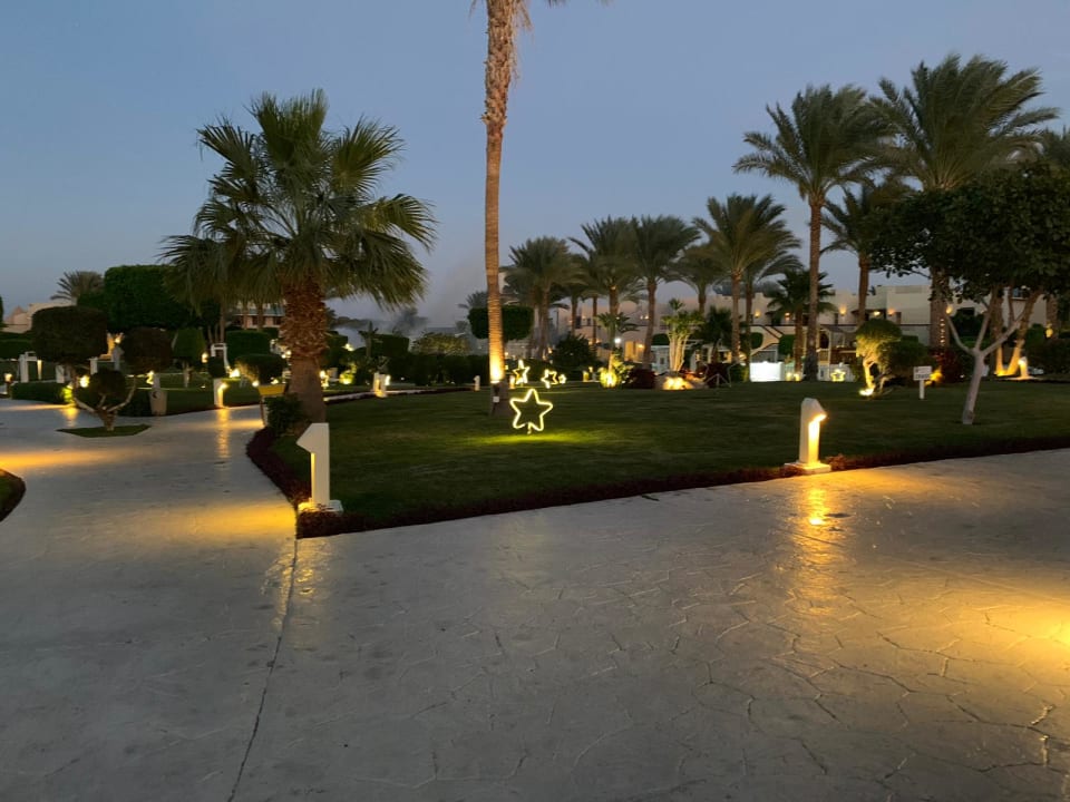 Gartenanlage Coral Sea Holiday Village