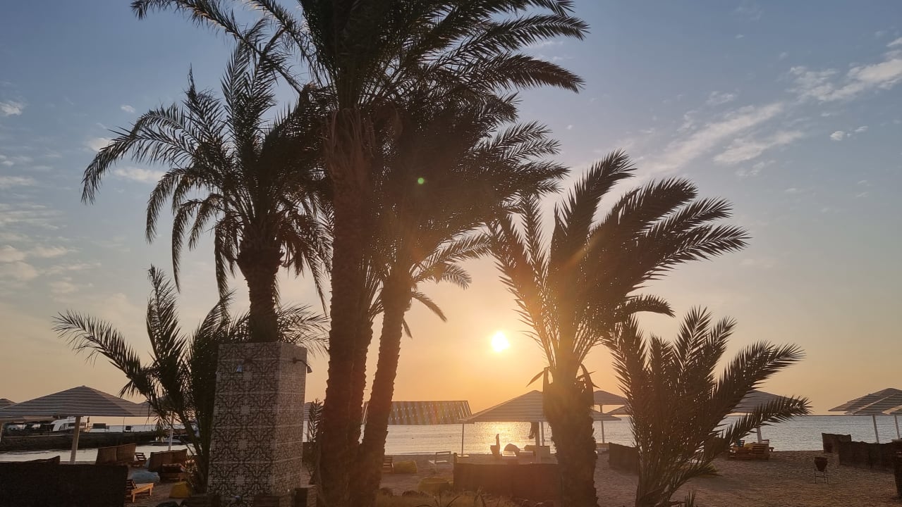 Strand Menaville Safaga