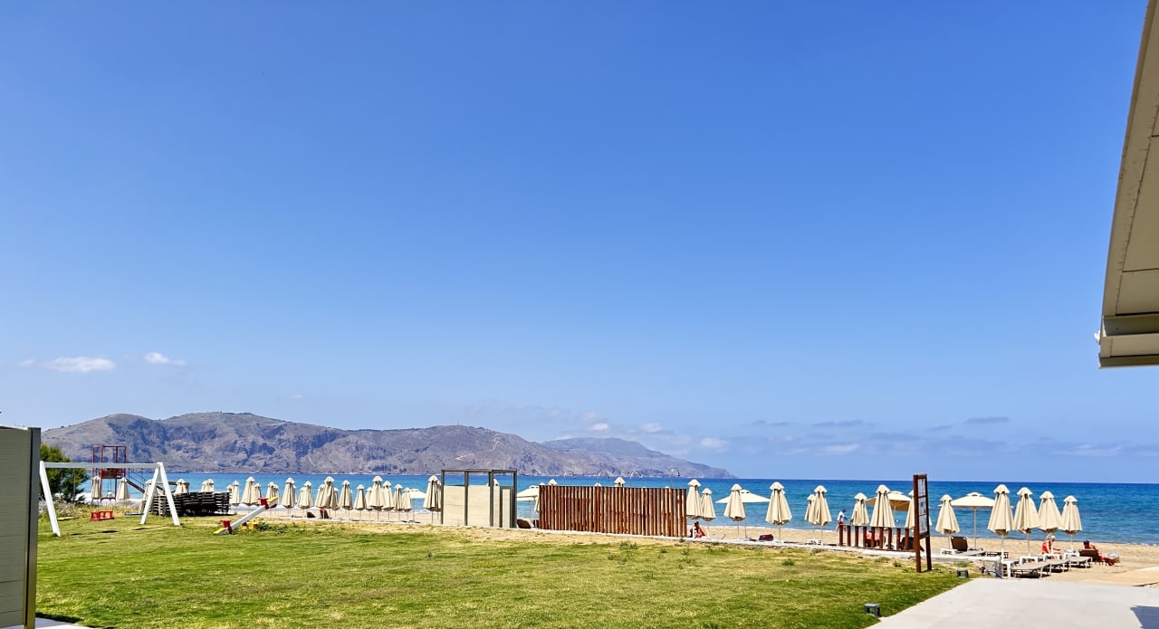 Strand Vantaris Luxury Beach Resort