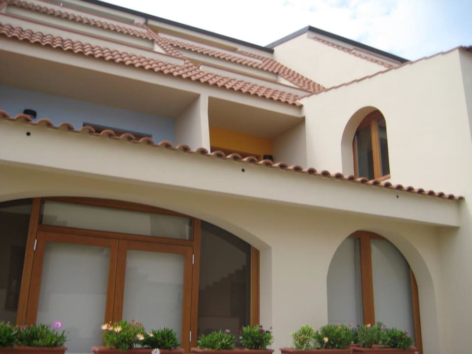 Von dieser Seite hat man Meerblick Tropis Hotel