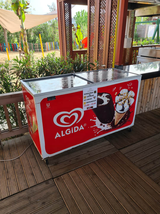 Gastro Side Royal Palace Hotel & Spa