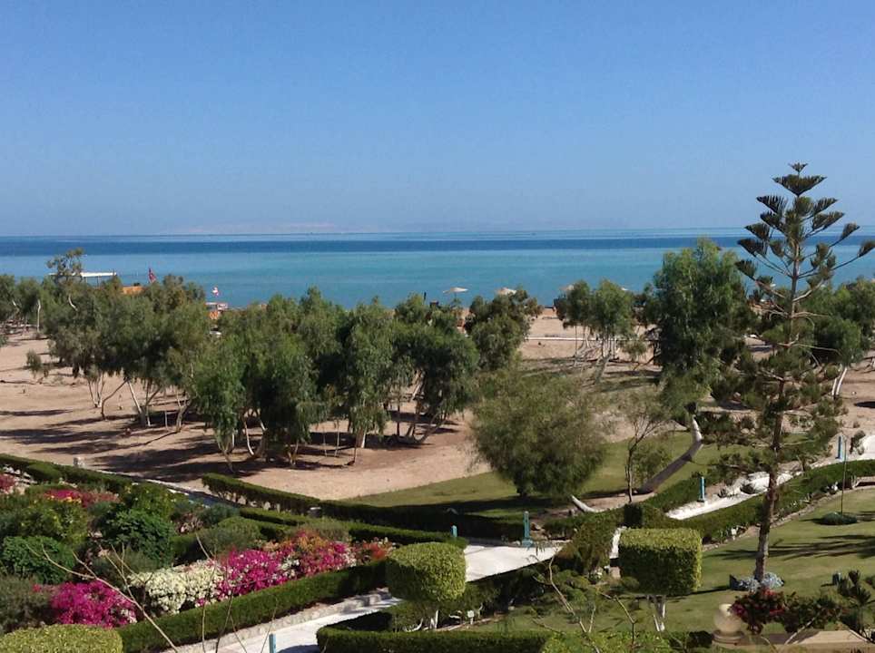 Vom Zimmer zum Strand Mövenpick Resort & Spa El Gouna