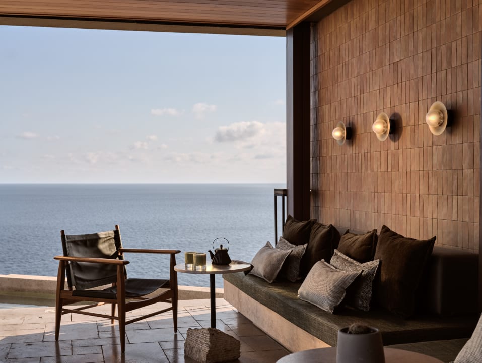 Gastro Acro Suites A Wellbeing Resort