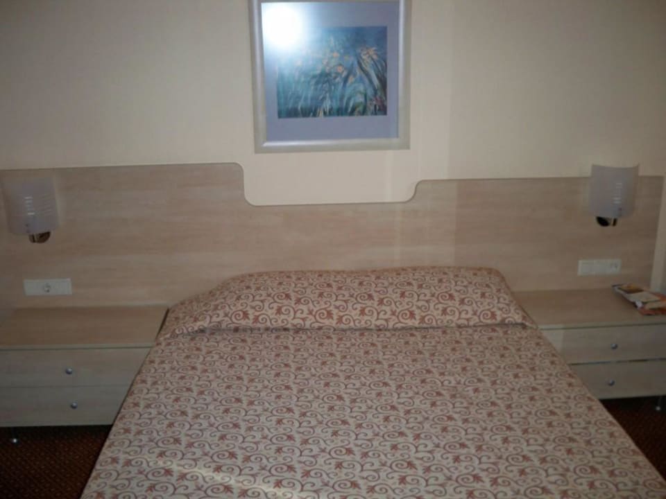 Zimmer 2 mit Doppelbett VONRESORT Golden Beach