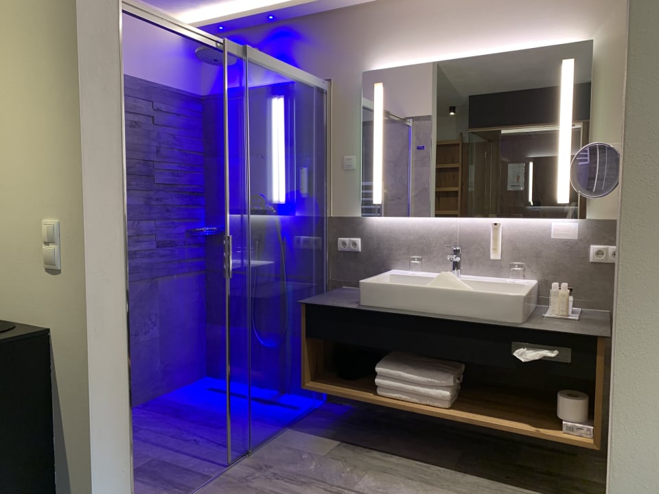 Zimmer Quellenhof Luxury Resort Passeier