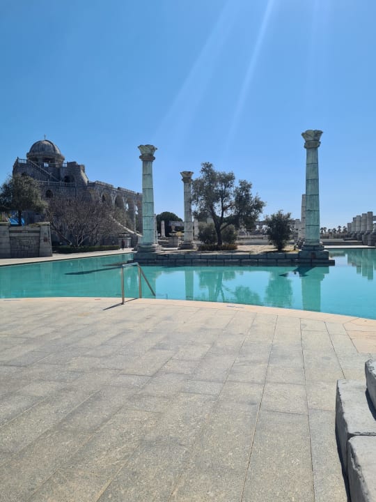 Pool Xanadu Resort Hotel