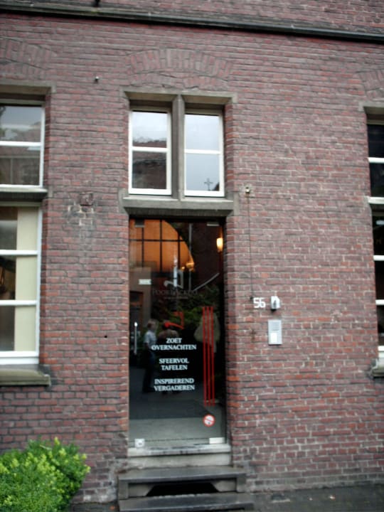 Hoteleingang Hotel Monasterium PoortAckere