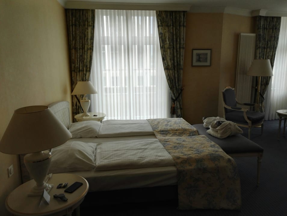 Schlafbereich Victor's Residenz Hotel Leipzig