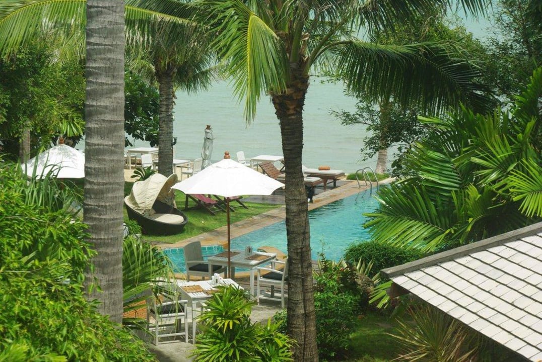 Pool im Garten Hotel Saboey Resort & Villas