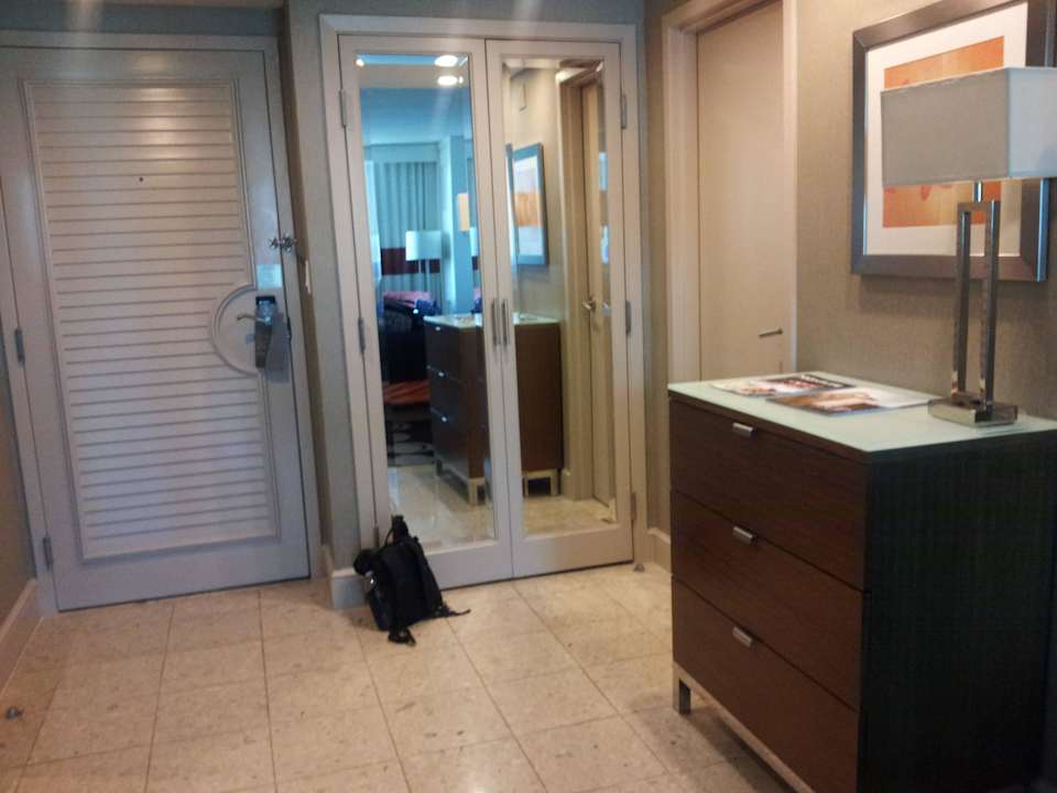 Zmmerflur The Mirage