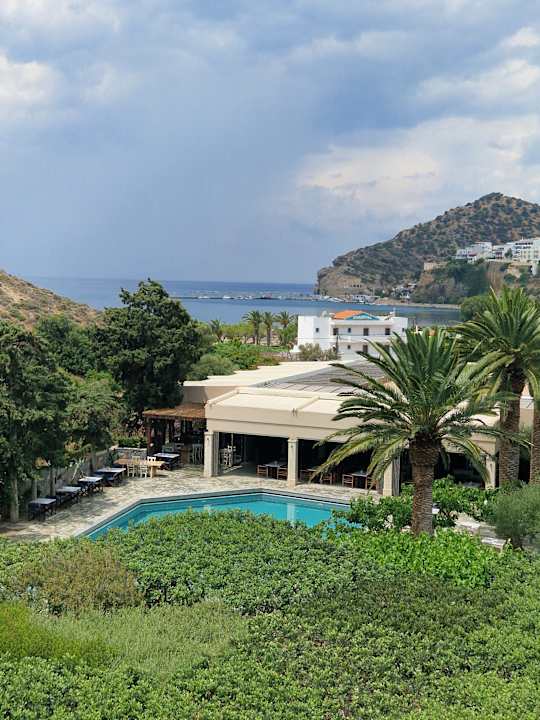 Gartenanlage Paralos Irini Mare