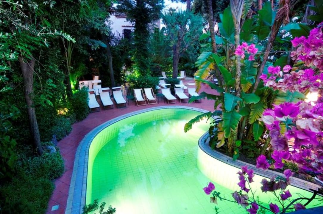 La Villarosa Terme pool Hotel La Villarosa Terme