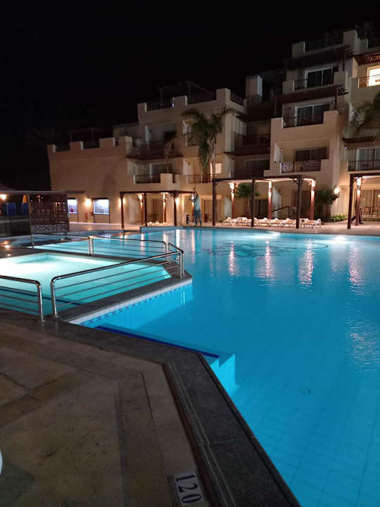 Pool Imperial Shams Abu Soma