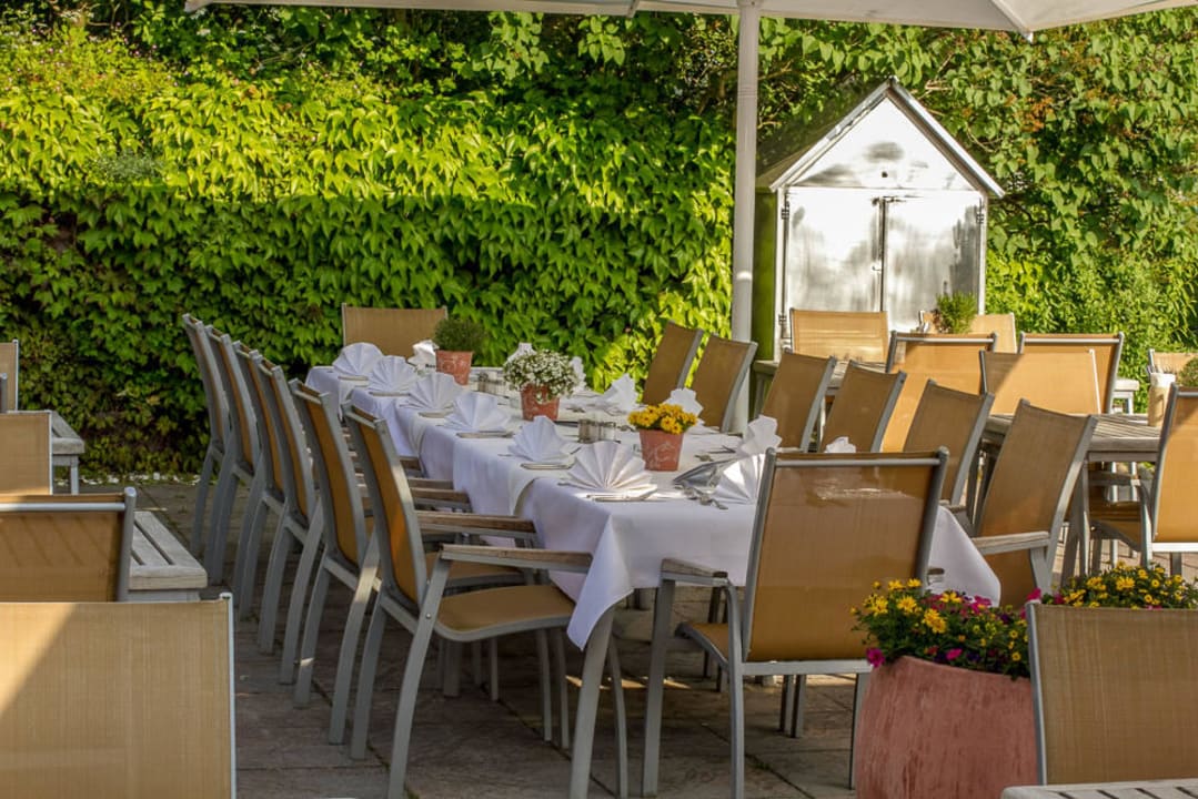 Terrasse Pension und Restaurant Lenzer Krug