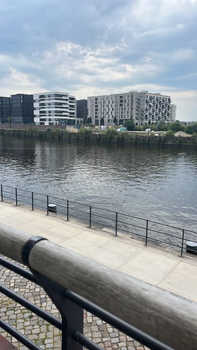 Außenansicht JUFA Hotel Hamburg HafenCity