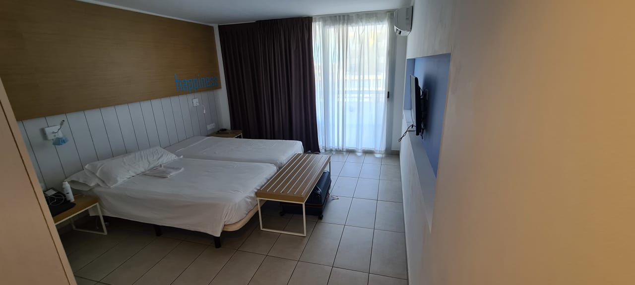 Zimmer alltoura Club Hotel Akeah Broncemar