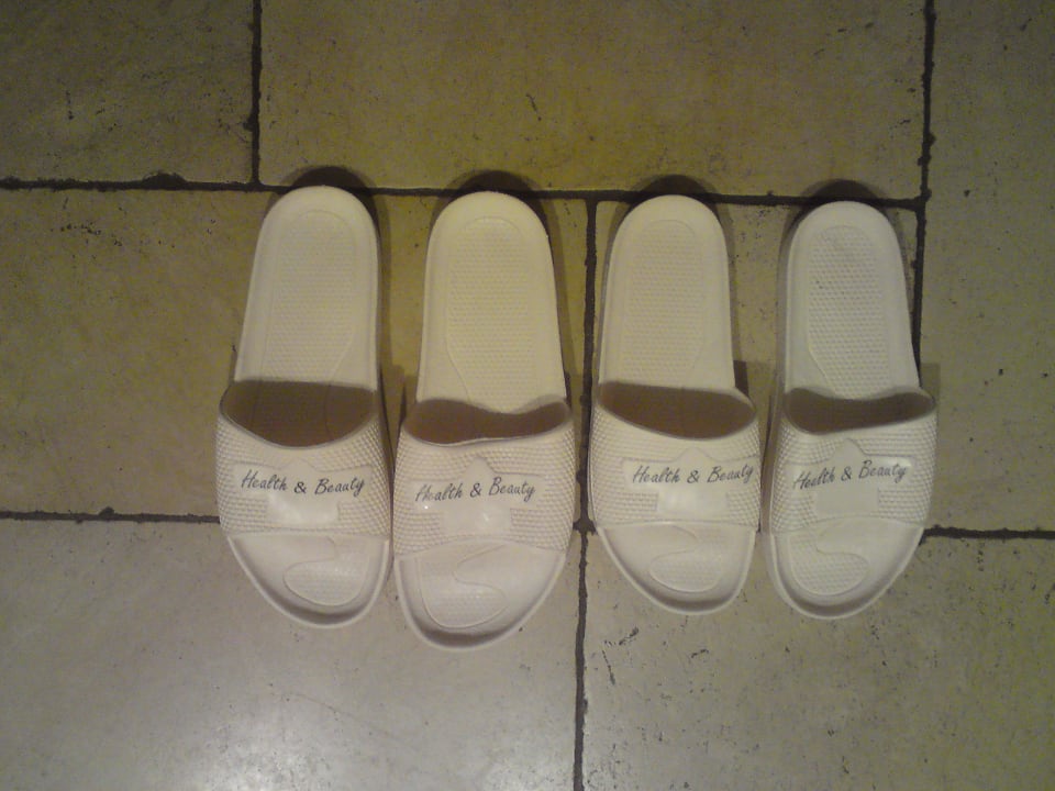 Slipper (3 Größen) Hotel Nuit Blanche