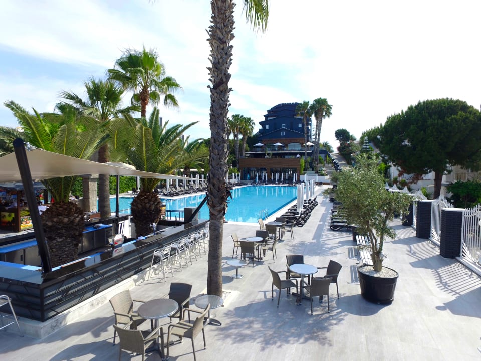 Außenansicht Hotel Thalia Unique