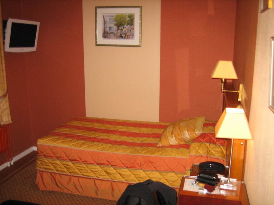 Bett Hotel des Arts Montmatre