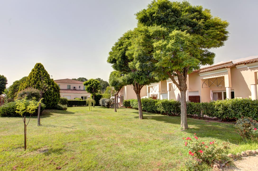 Gartenanlage Hotel Le Champ d'Eysson