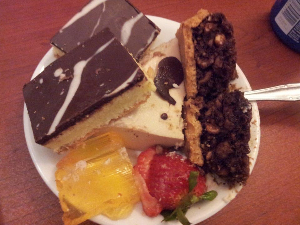 Вкусняшки в номер Titanic Beach Spa & Aqua Park