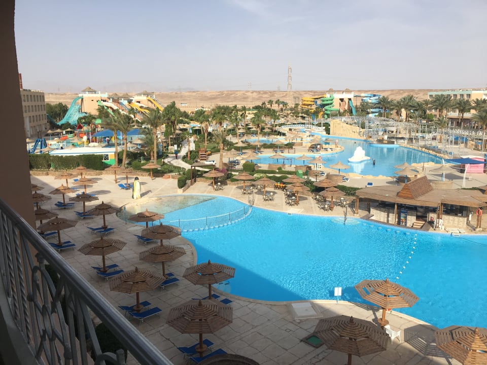 Außenansicht Titanic Resort & Aqua Park