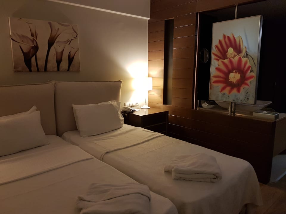 Zimmer Aegean Pearl