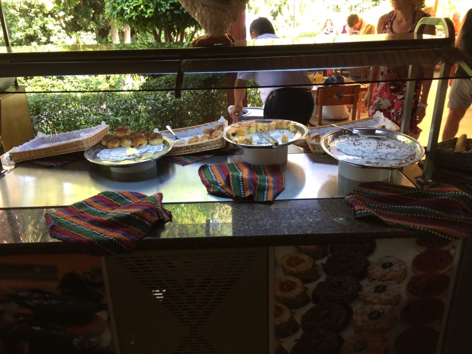Frühstücksbuffet 1 Std. vor Ende Labranda Alantur Resort
