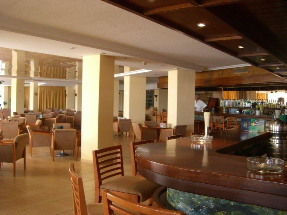 Die Bar Sabina Hotel & Suites